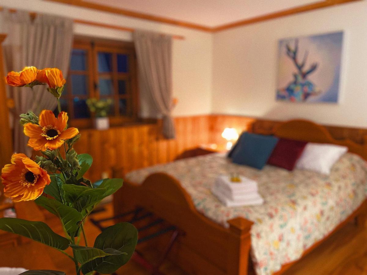 Auberge Au Poste De Traite Sainte-Famille エクステリア 写真