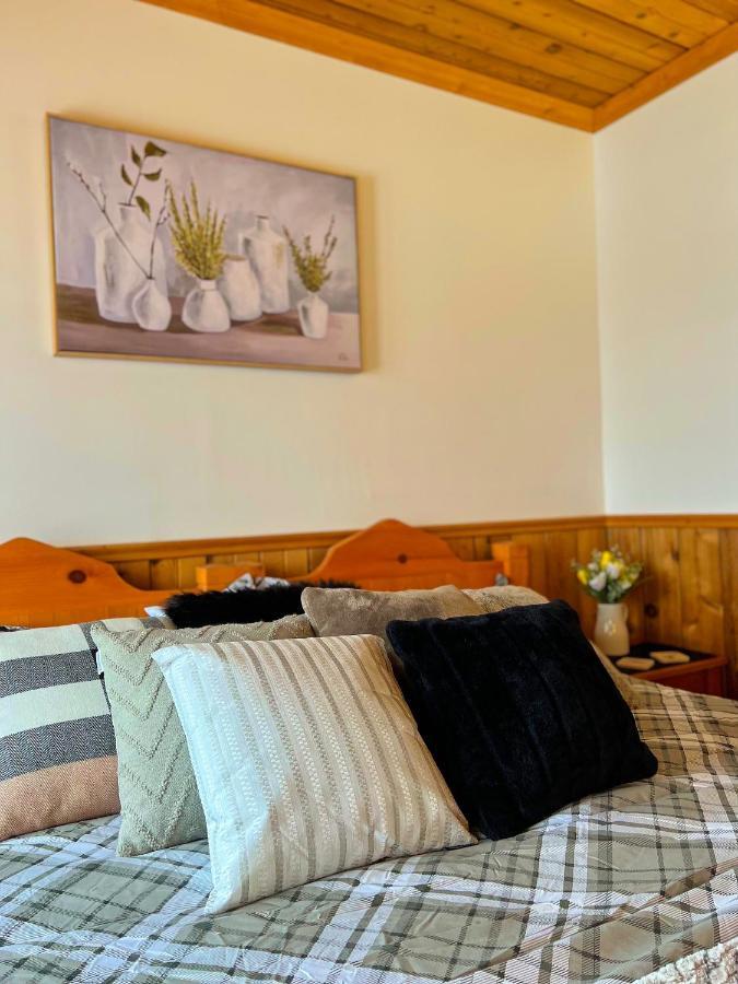 Auberge Au Poste De Traite Sainte-Famille エクステリア 写真